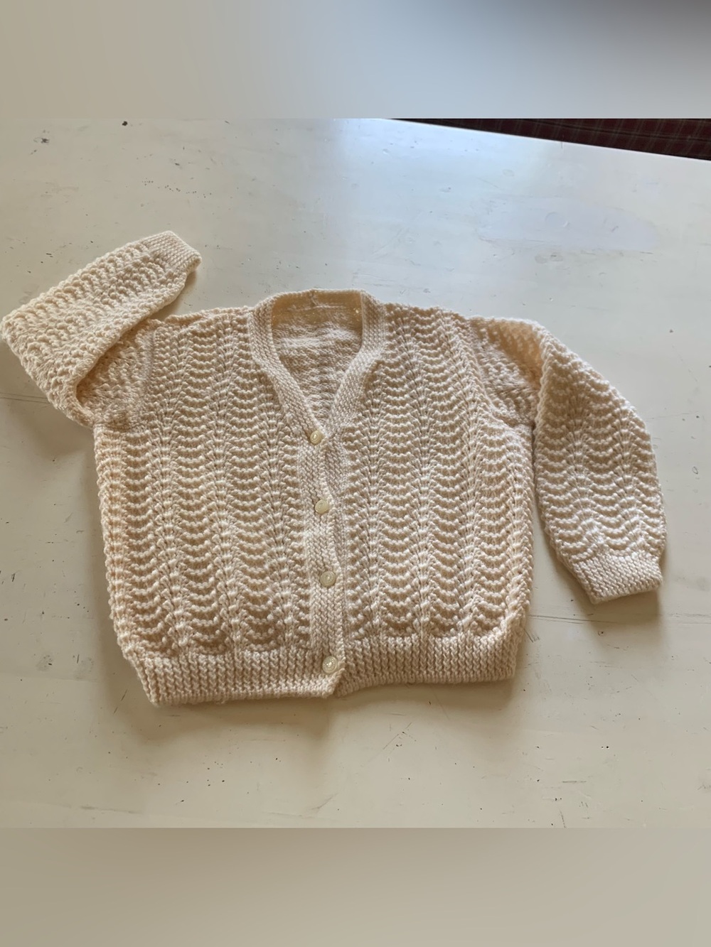 Vintage handmade handknit cream off-white cardigan sweater